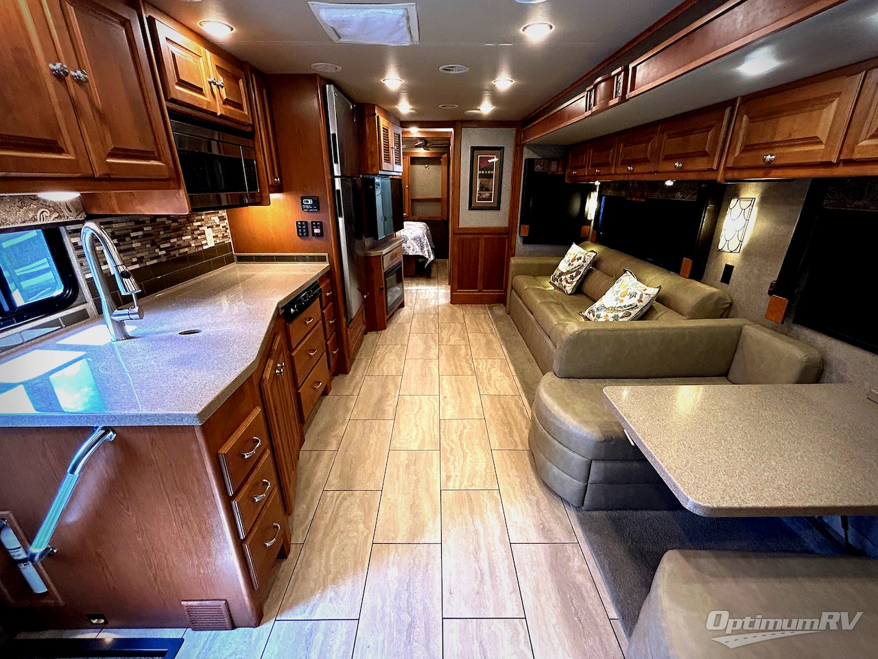 2017 Tiffin Allegro 32 SA Photo 4