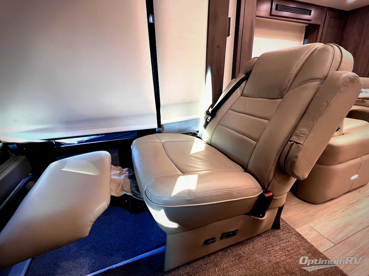 2024 Entegra Aspire 44R Photo 8