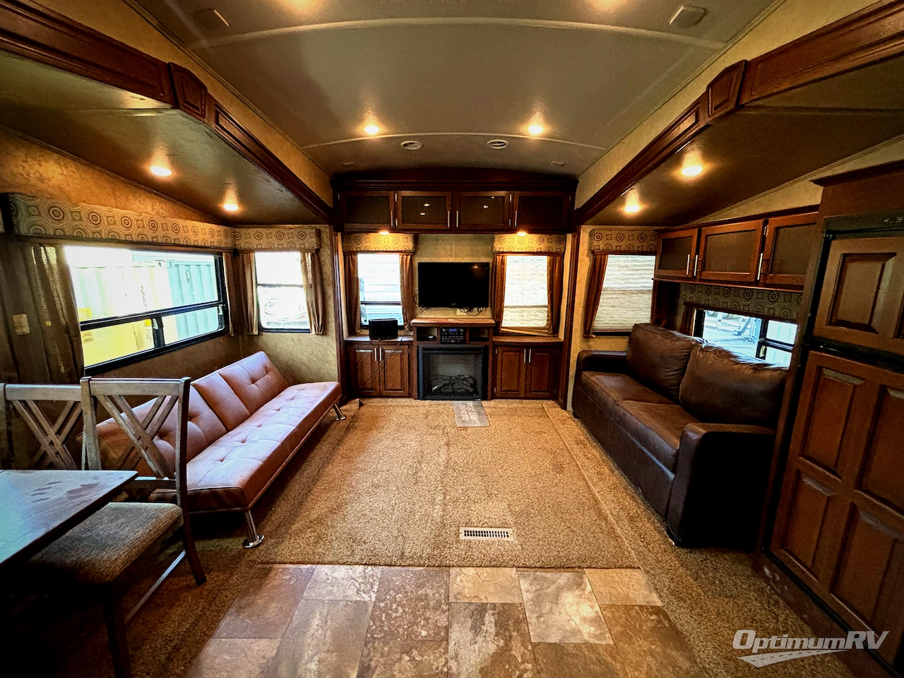 2015 Forest River Cedar Creek Silverback 29RE Photo 5