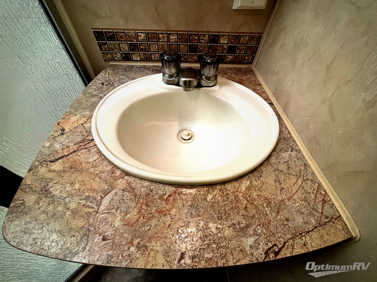 2015 Forest River Cedar Creek Silverback 29RE Photo 11