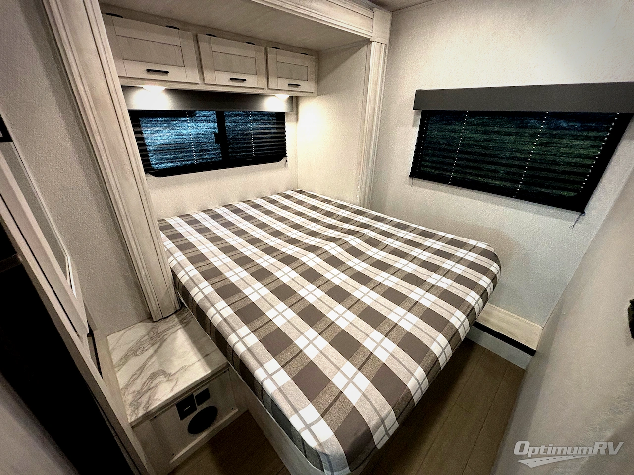 2023 East To West Entrada 2900DS Photo 14