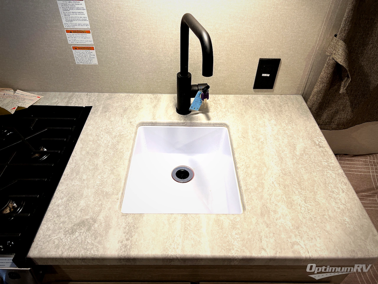 2025 Forest River Aurora Light 13RDX Photo 10