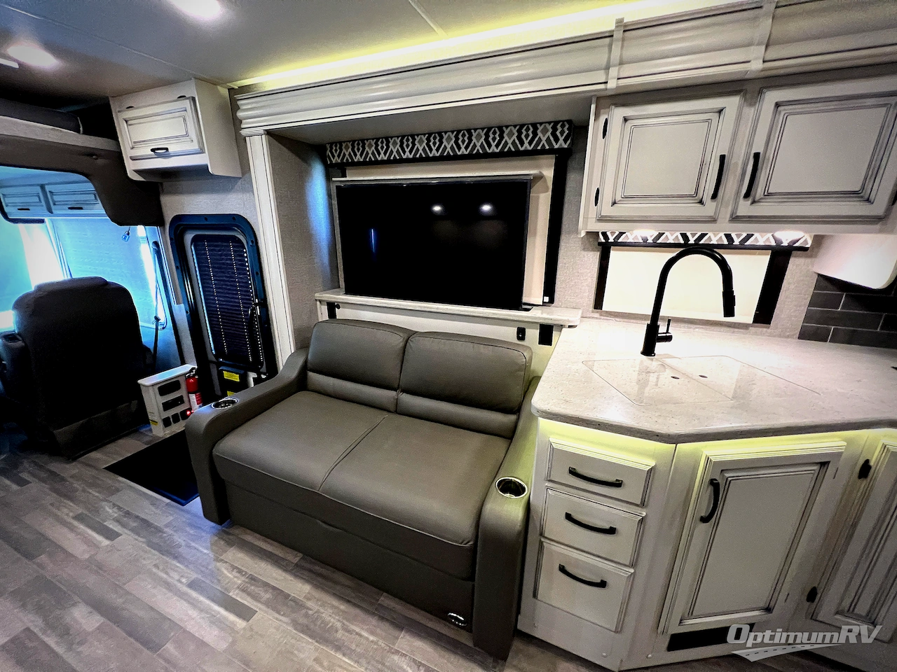 2020 Jayco Precept 34G Photo 9