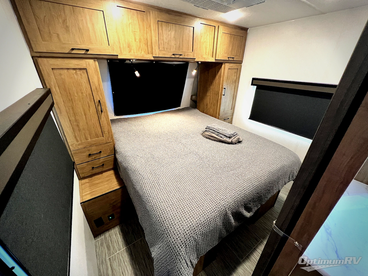 2024 Coachmen Freedom Express Ultra Lite 288BHDS Photo 7