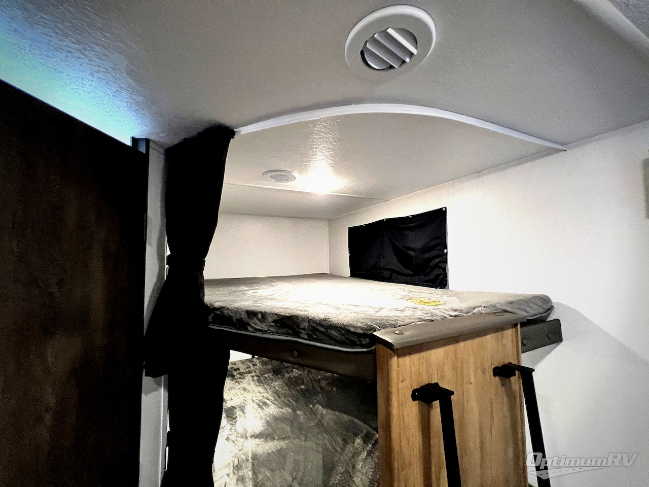 2024 Coachmen Freedom Express Ultra Lite 288BHDS Photo 16
