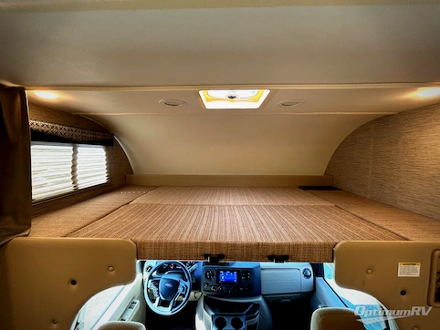 2023 Thor Quantum SE SE28 Ford RV Photo 3