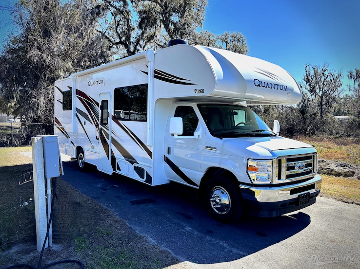 2023 Thor Quantum SE SE28 Ford RV Photo 1