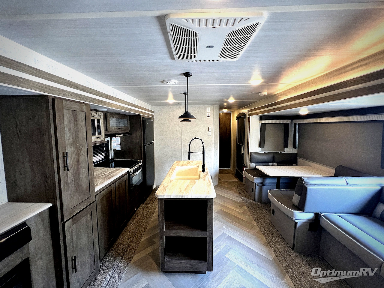 2021 Forest River Wildwood 27RE Photo 5