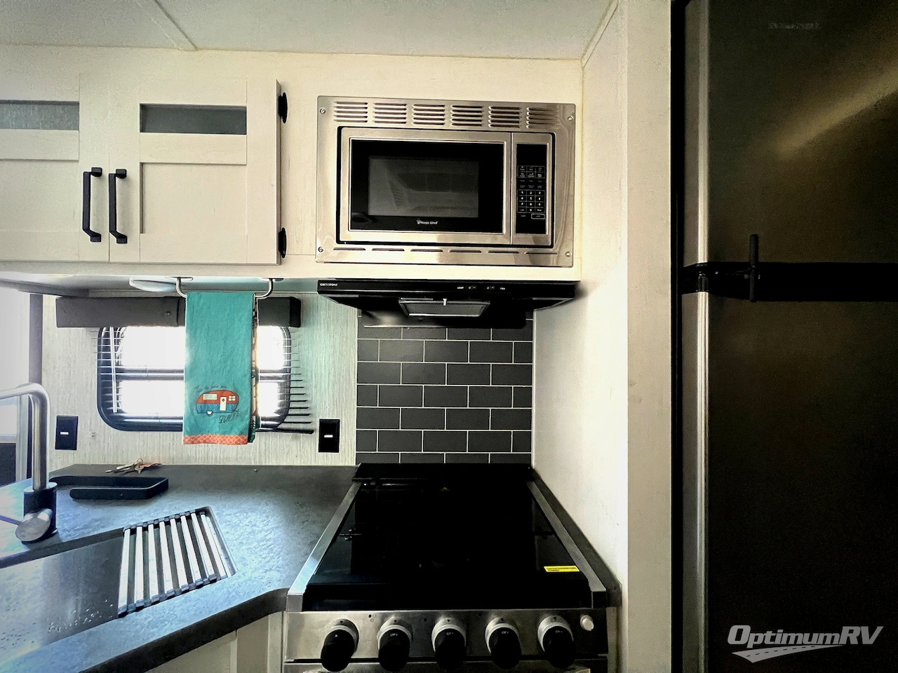 2021 Palomino Puma XLE Lite 24FBSC Photo 12