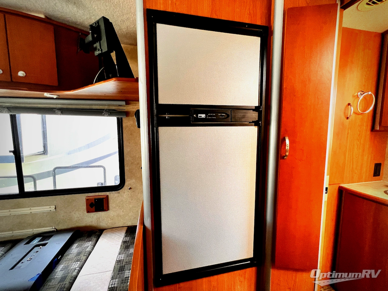 2008 Winnebago View 24H Photo 33