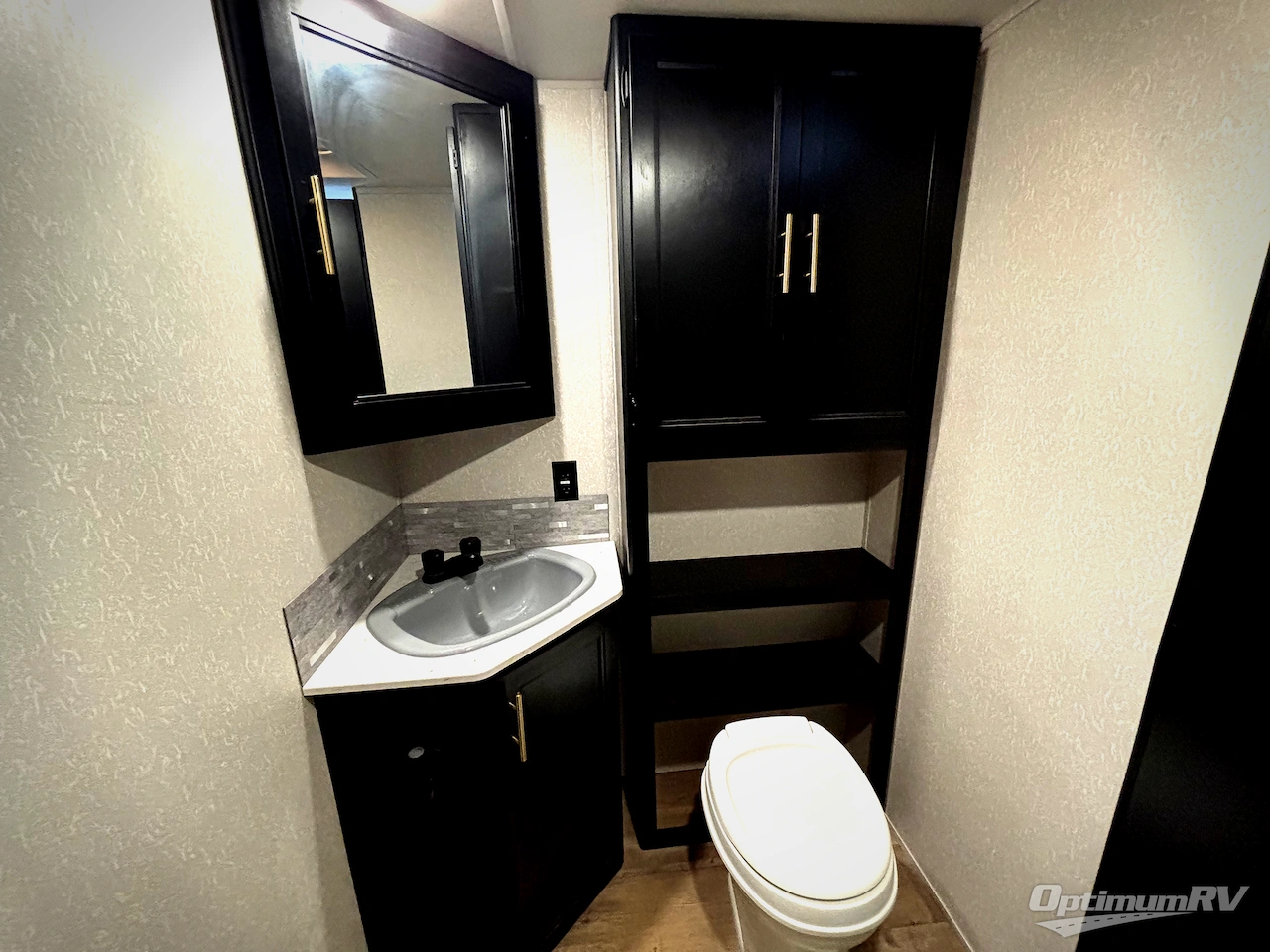 2022 Forest River Cherokee Grey Wolf 23MK Photo 10