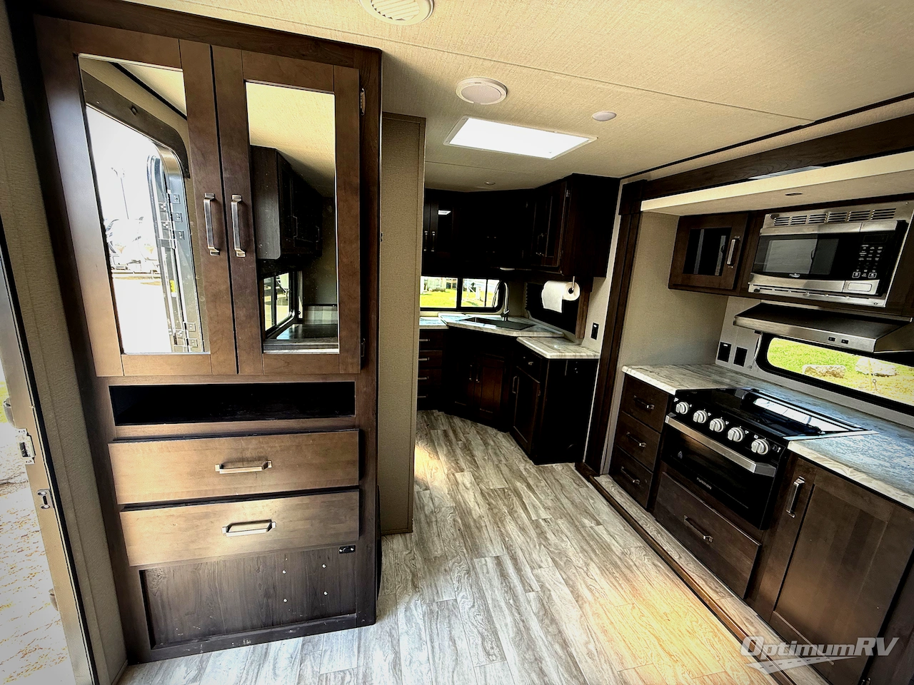 2021 Grand Design Transcend Xplor 240ML Photo 8