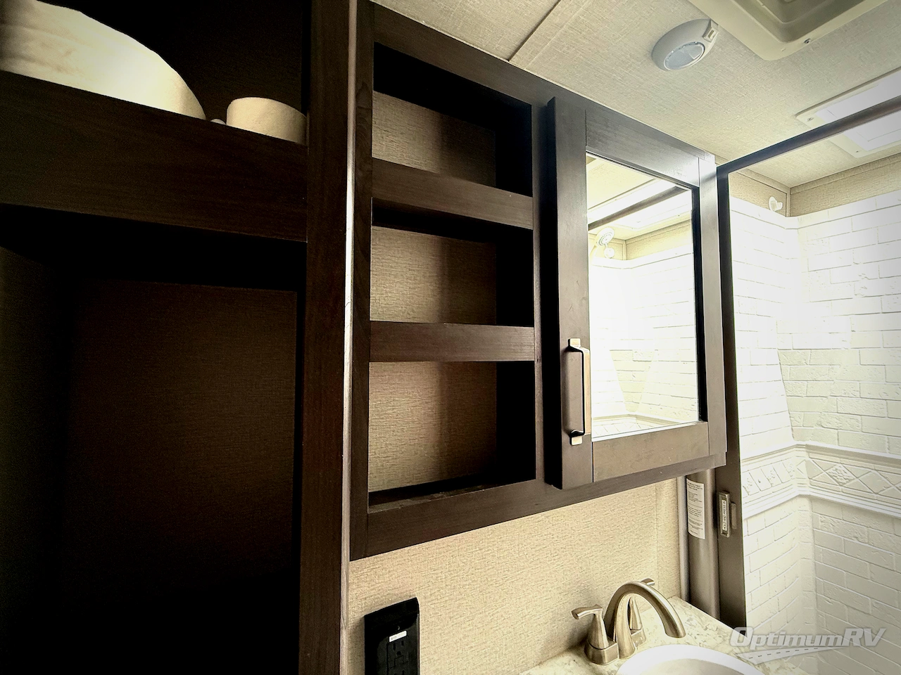 2021 Grand Design Transcend Xplor 240ML Photo 13