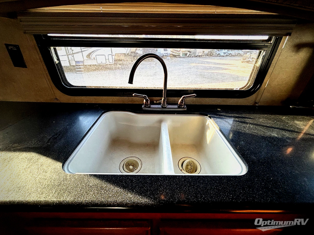 2010 Forest River Blue Ridge 2950RK Photo 15