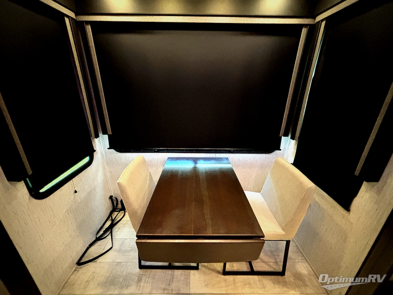 2021 Grand Design MOMENTUM 376THS Photo 15