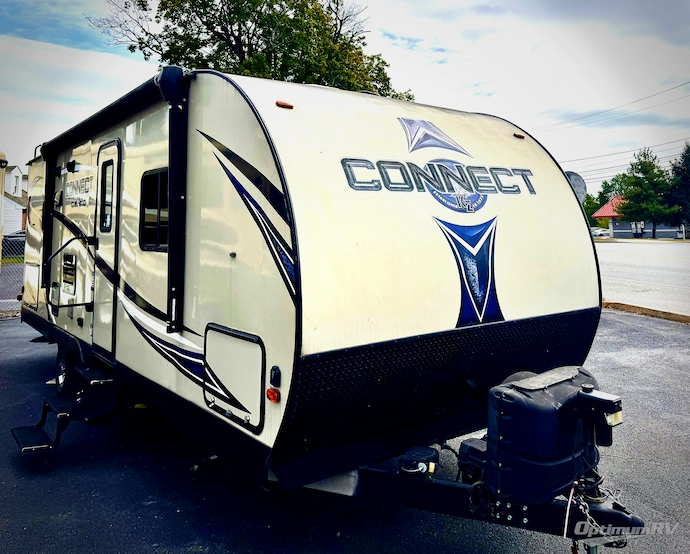 2018 KZ Connect C241RLK RV Photo 1