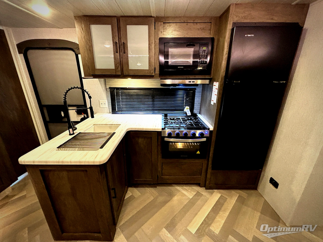 2022 Forest River Salem 31KQBTS Photo 6