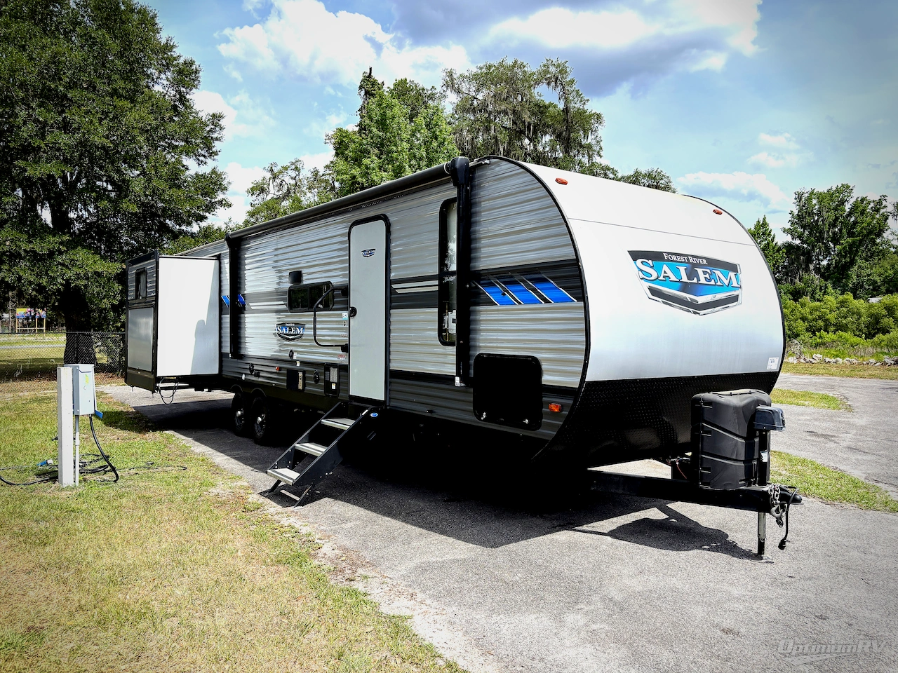 2022 Forest River Salem 31KQBTS Photo 1