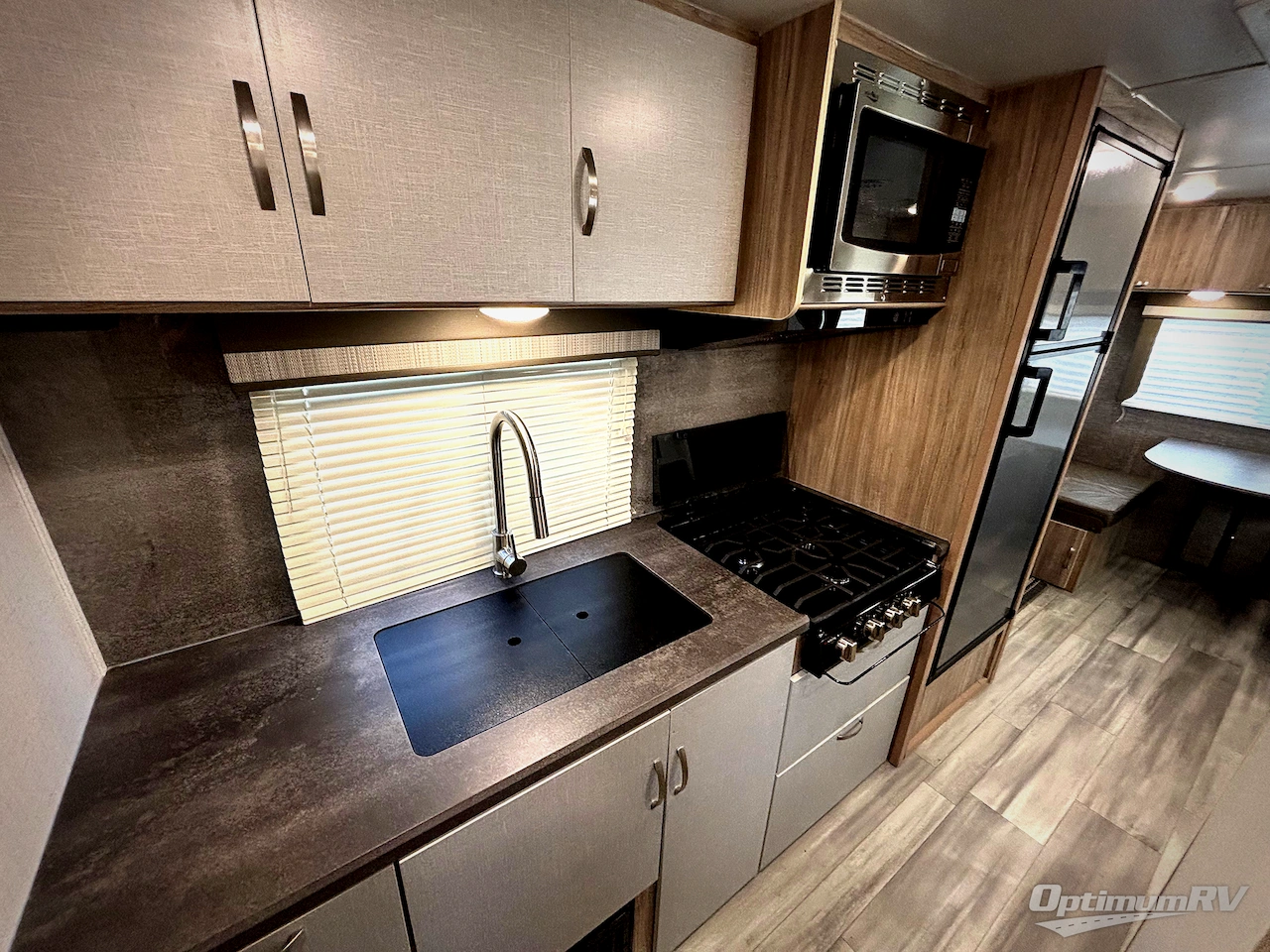 2022 Winnebago Towables Micro Minnie 2225RL Photo 11