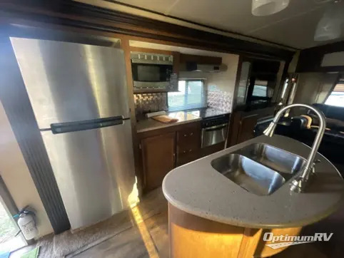 2017 Forest River Salem Hemisphere Lite 272RL RV Photo 4