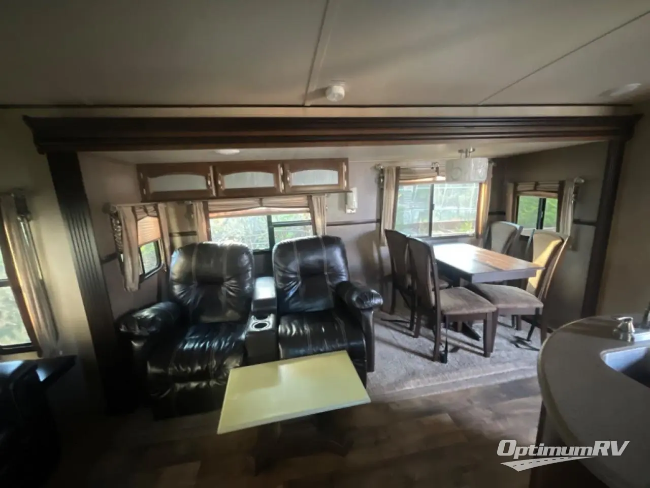 2017 Forest River Salem Hemisphere Lite 272RL Photo 8