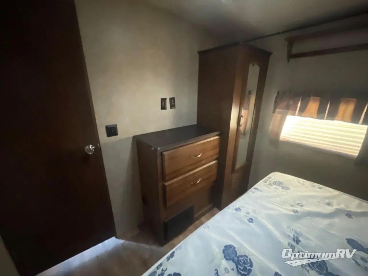 2017 Forest River Salem Hemisphere Lite 272RL Photo 12