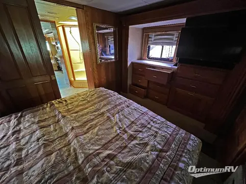 2006 Holiday Rambler Imperial 42PBQ RV Photo 4