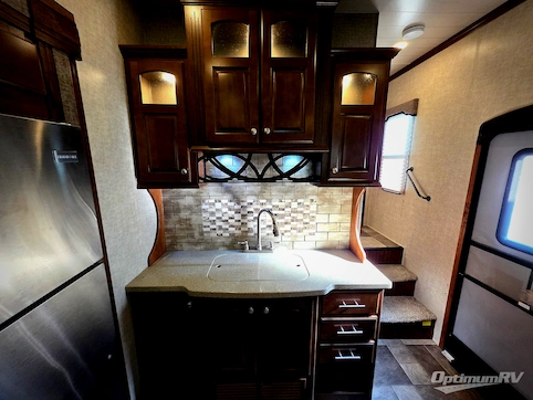 2015 Heartland Oakmont 345RS RV Photo 3