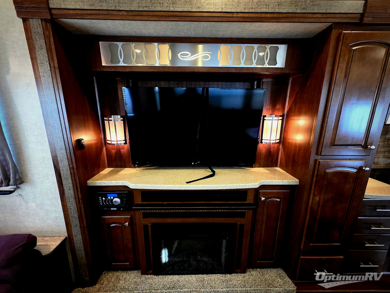 2015 Heartland Oakmont 345RS Photo 7