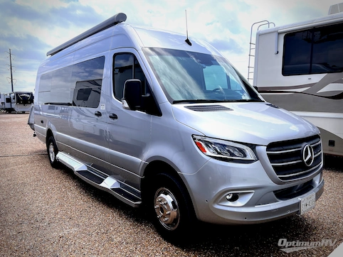 Used 2022 Coachmen Galleria 24Q Featured Photo