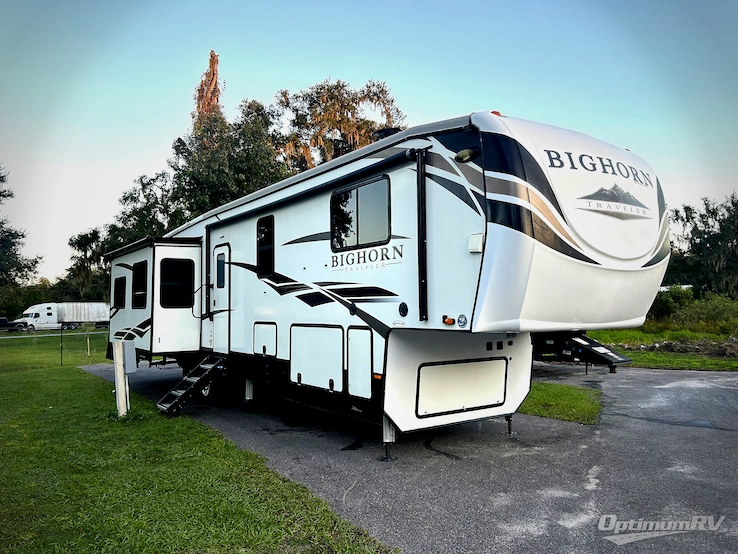 2020 Heartland Bighorn Traveler 39MB RV Photo 1