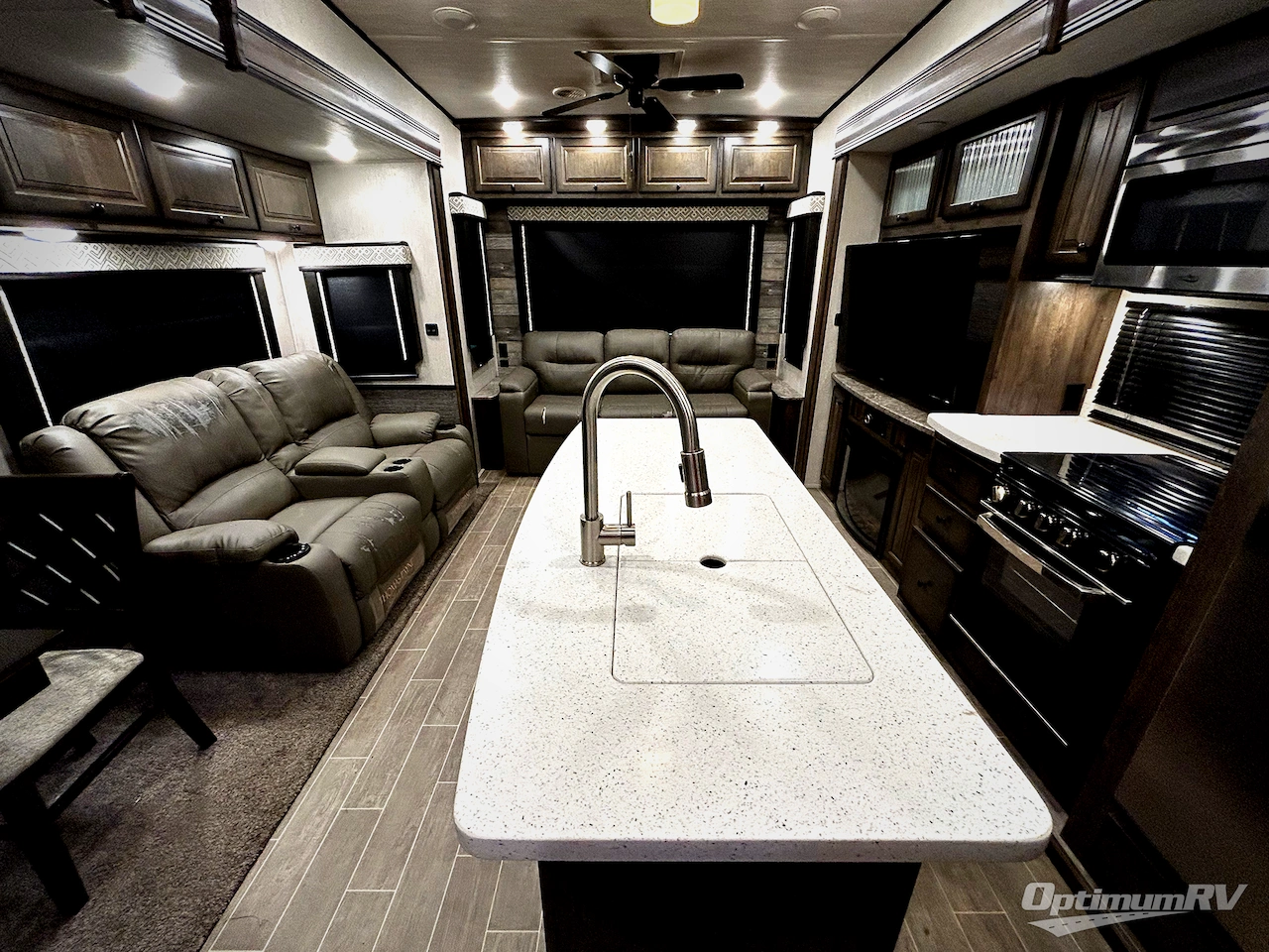 2020 Heartland Bighorn Traveler 39MB Photo 4