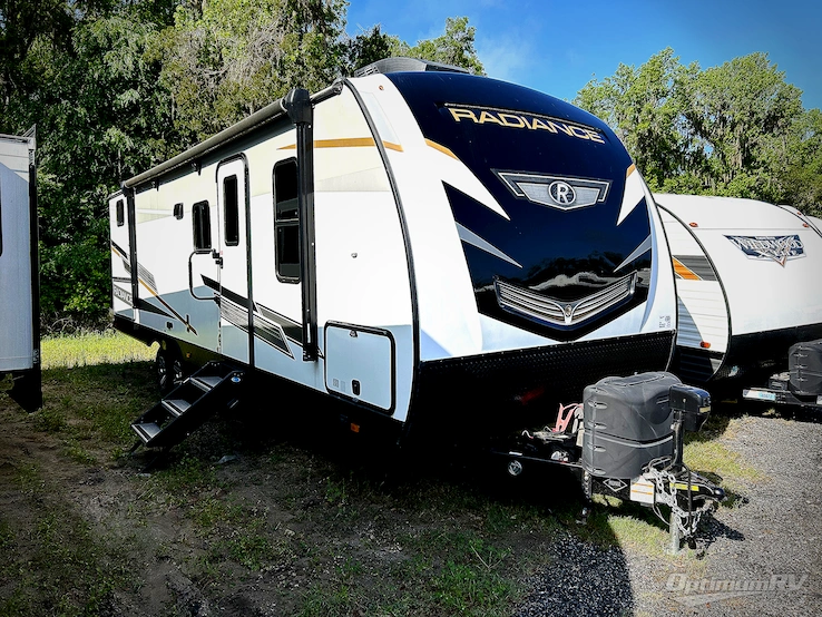 2021 Cruiser Radiance Ultra Lite 28QD RV Photo 1