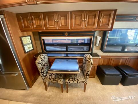 2014 Itasca Ellipse 42QD RV Photo 2