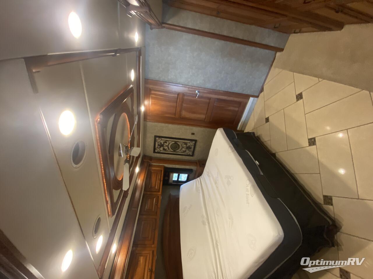 2014 Itasca Ellipse 42QD Photo 9