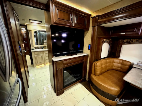 2015 Entegra Anthem 44DLQ RV Photo 3