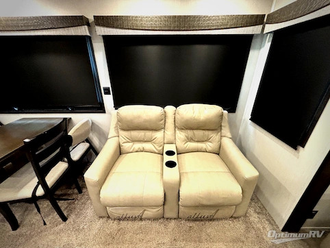 2020 Forest River Cedar Creek Silverback 37MBH RV Photo 4