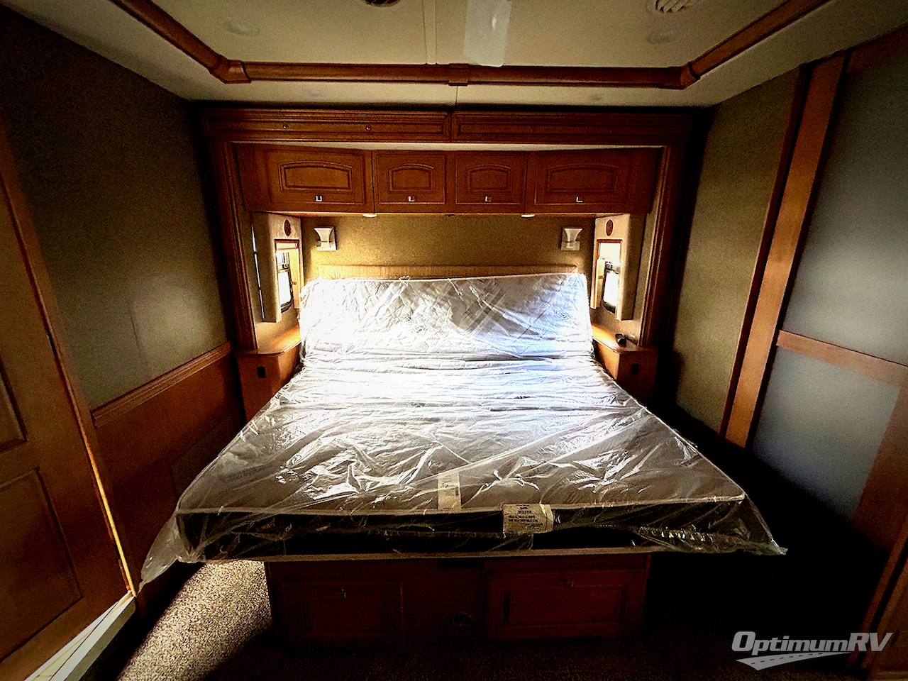 2013 Winnebago Journey 42E Photo 15