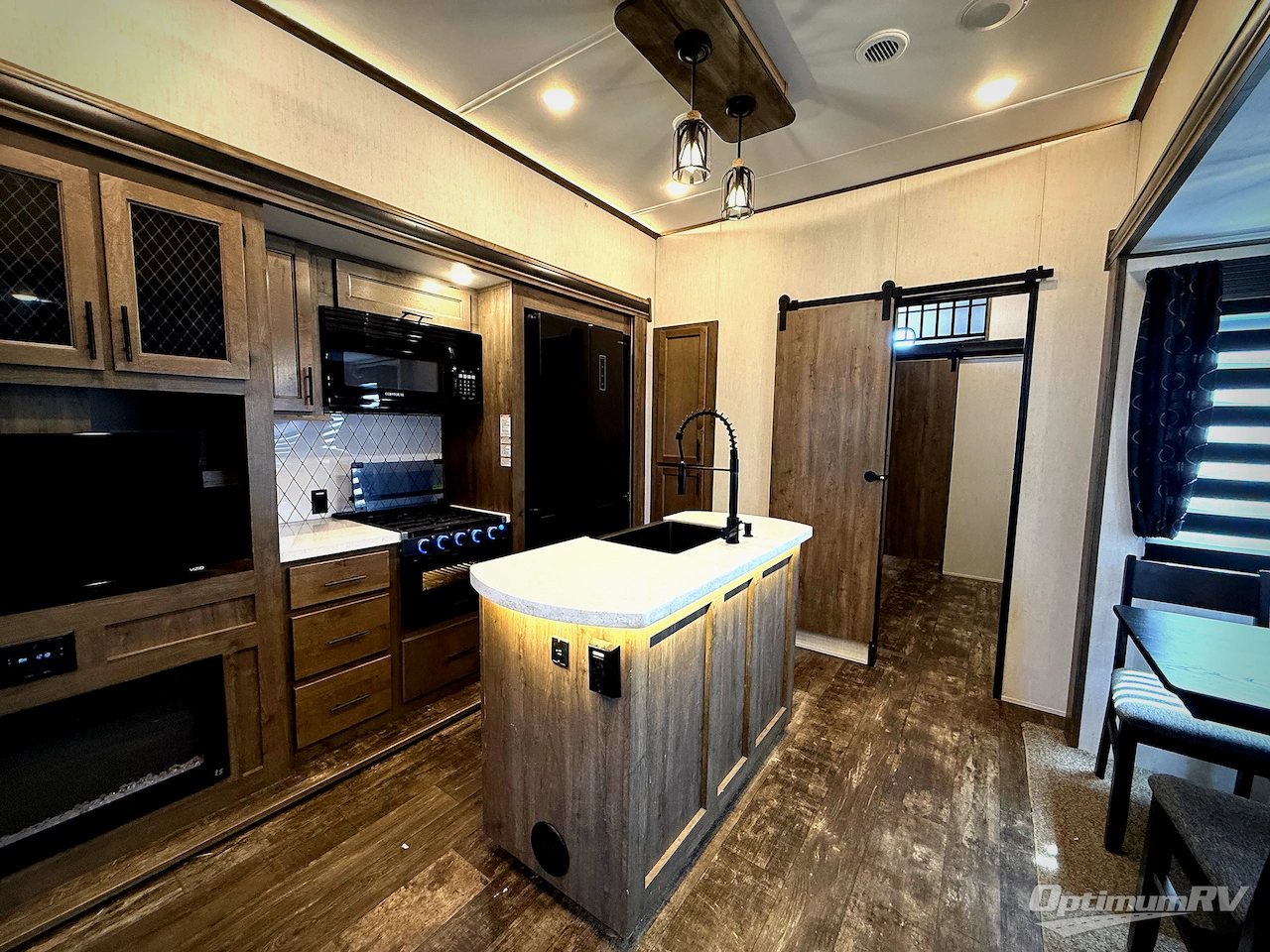 2022 Forest River Sabre 38DBQ Photo 18