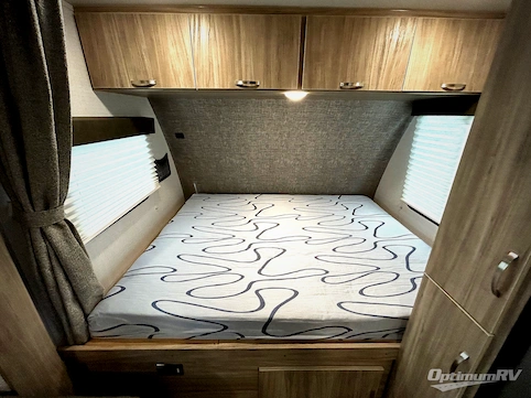 2022 Winnebago Towables Micro Minnie 1808FBS RV Photo 4