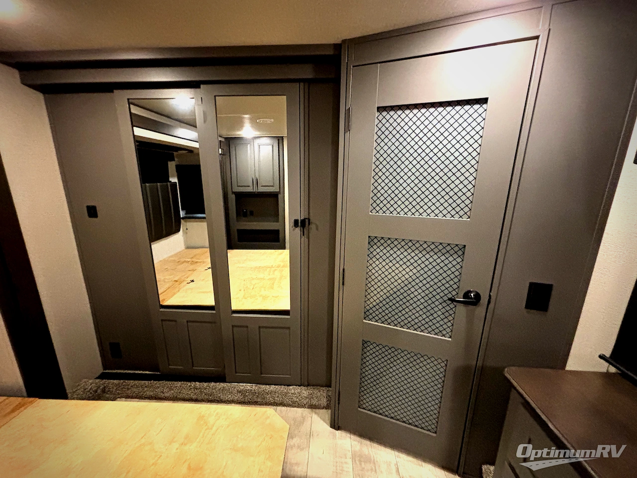 2021 Grand Design MOMENTUM 397TH Photo 9