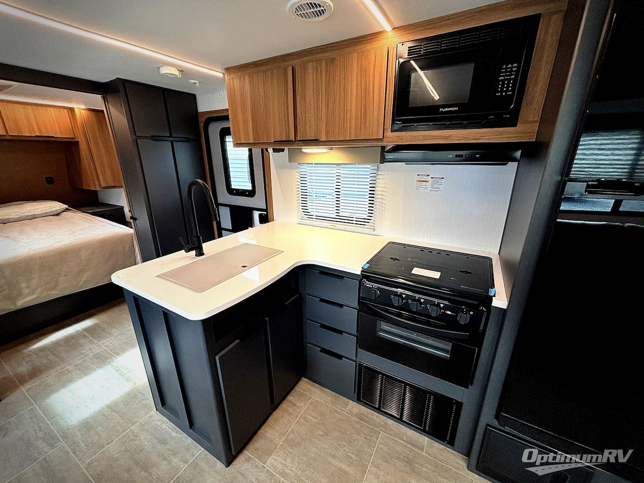 2025 Heartland Corterra 33.3BH Photo 3