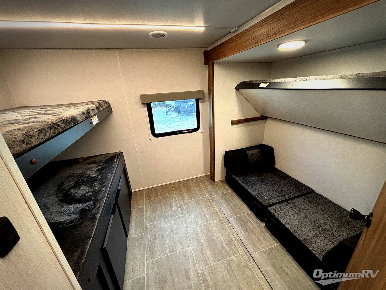 2025 Heartland Corterra 33.3BH Photo 9