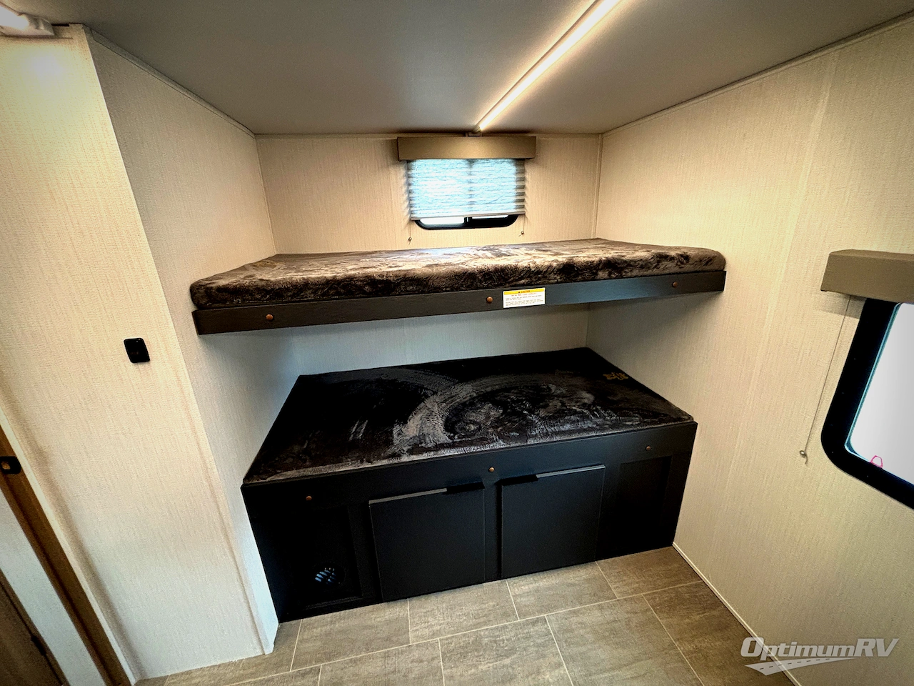 2025 Heartland Corterra 33.3BH Photo 11