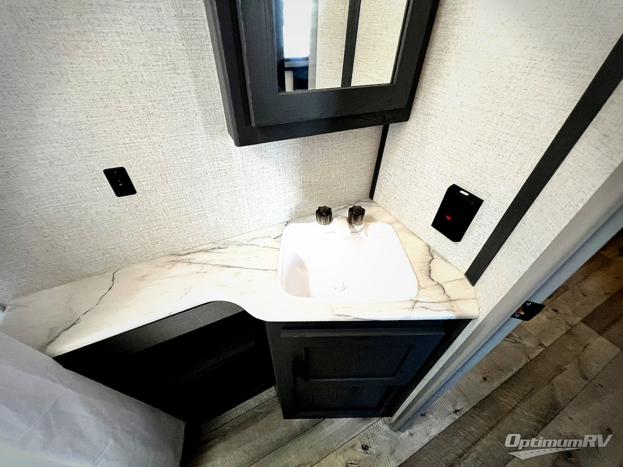 2022 Dutchmen Colorado 30BHSC Photo 20