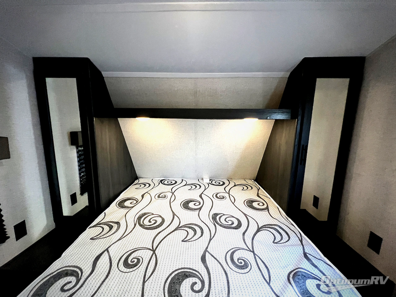 2022 Dutchmen Colorado 30BHSC Photo 22