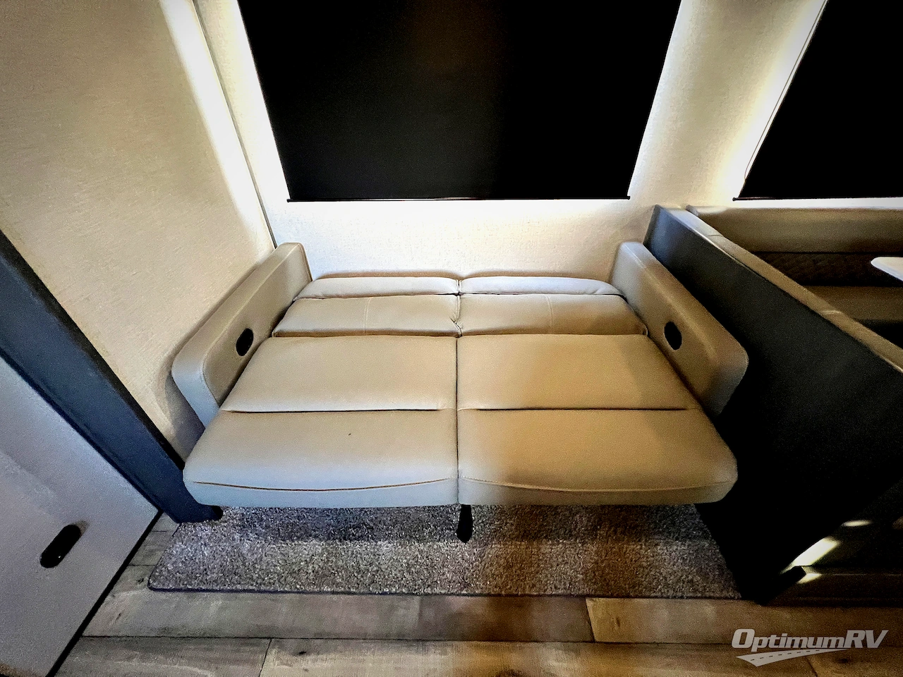 2022 Dutchmen Colorado 30BHSC Photo 7