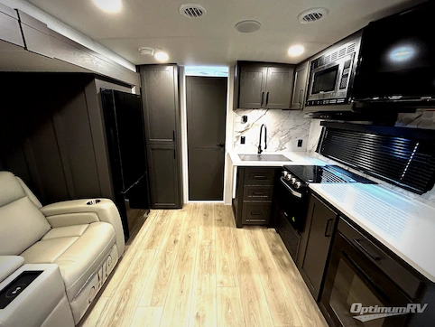 2026 Forest River Flagstaff Super Lite 26SRD RV Photo 2