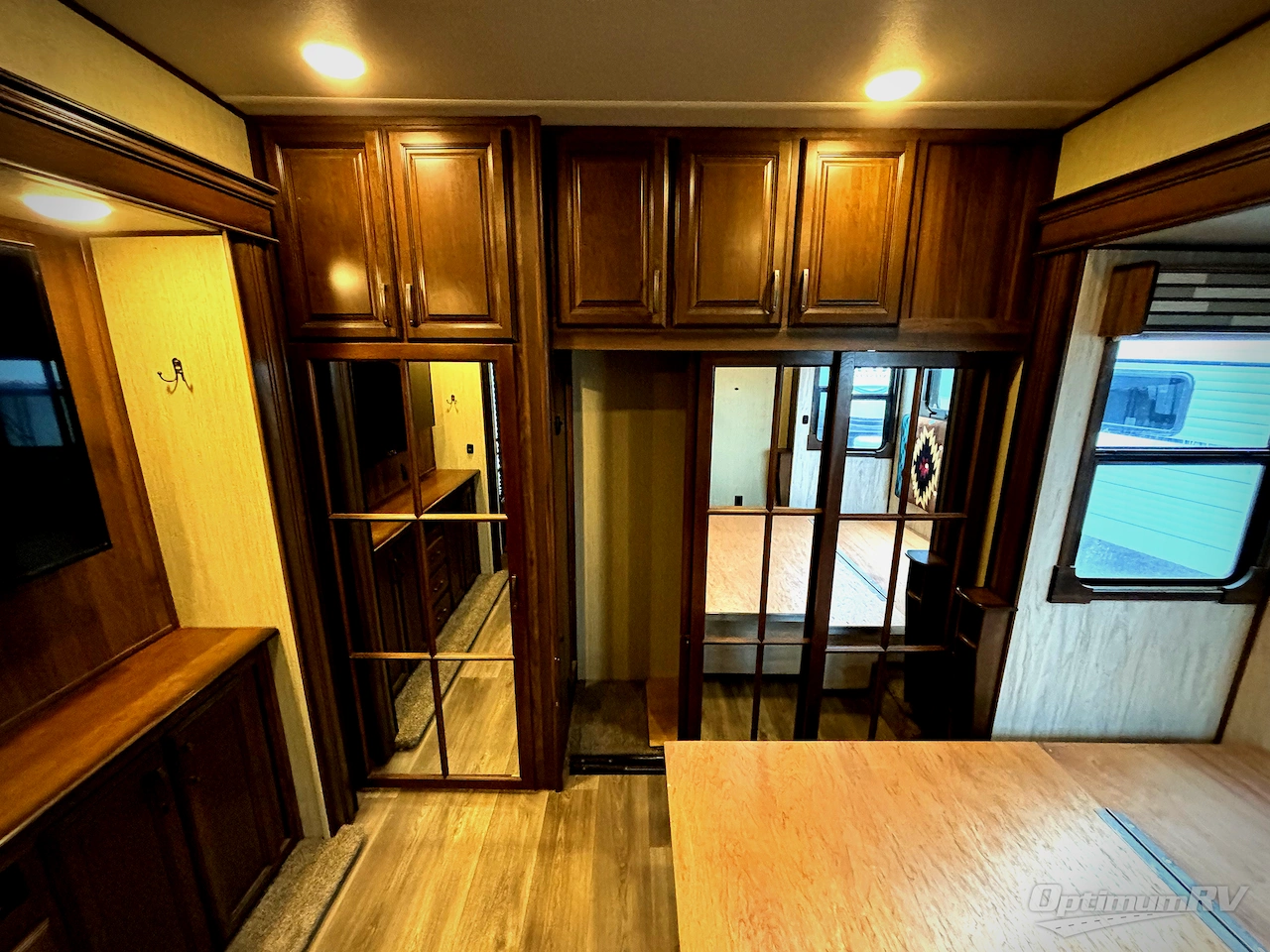 2018 Palomino Columbus 1492 386FK Photo 16