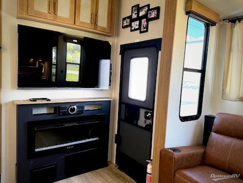 2025 Heartland Cyclone 4008 RV Photo 4